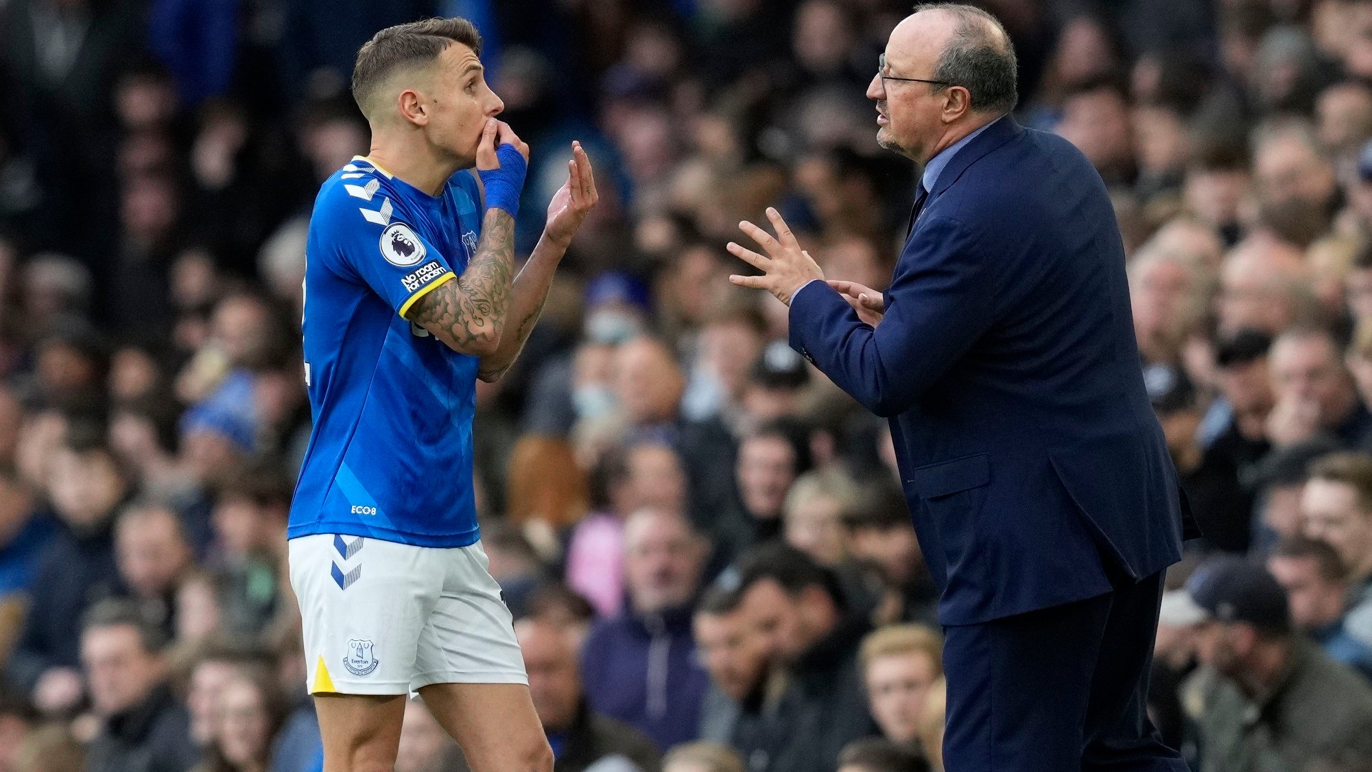 Benitez bekrefter ryktene - Flere Premier League klubber vil ha Digne